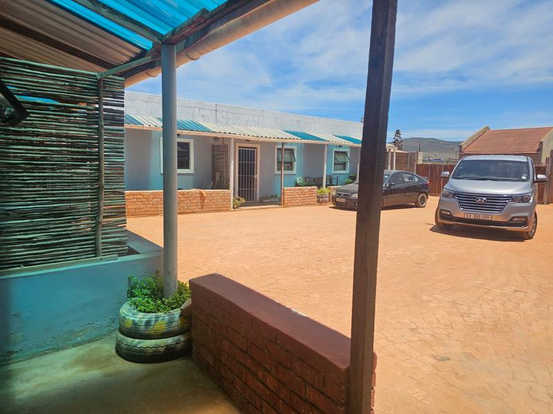 11 Bedroom Property for Sale in Chatsworth Western Cape